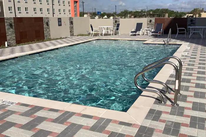 La Quinta Inn & Suites By Wyndham Corpus Christi Southeast Ngoại thất bức ảnh