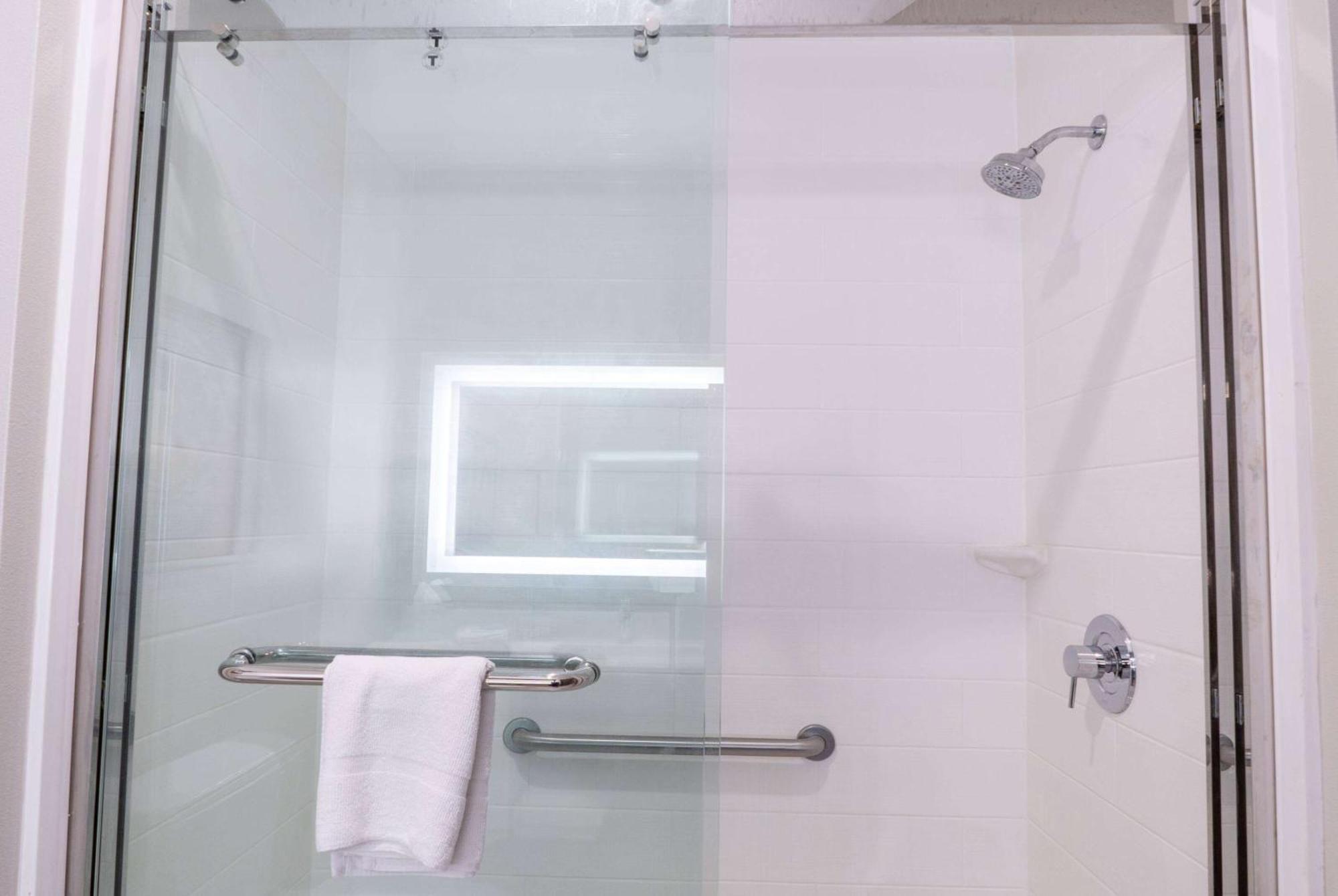 La Quinta Inn & Suites By Wyndham Corpus Christi Southeast Ngoại thất bức ảnh