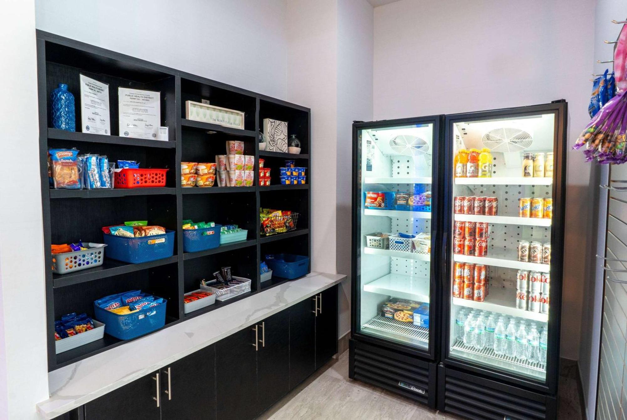 La Quinta Inn & Suites By Wyndham Corpus Christi Southeast Ngoại thất bức ảnh