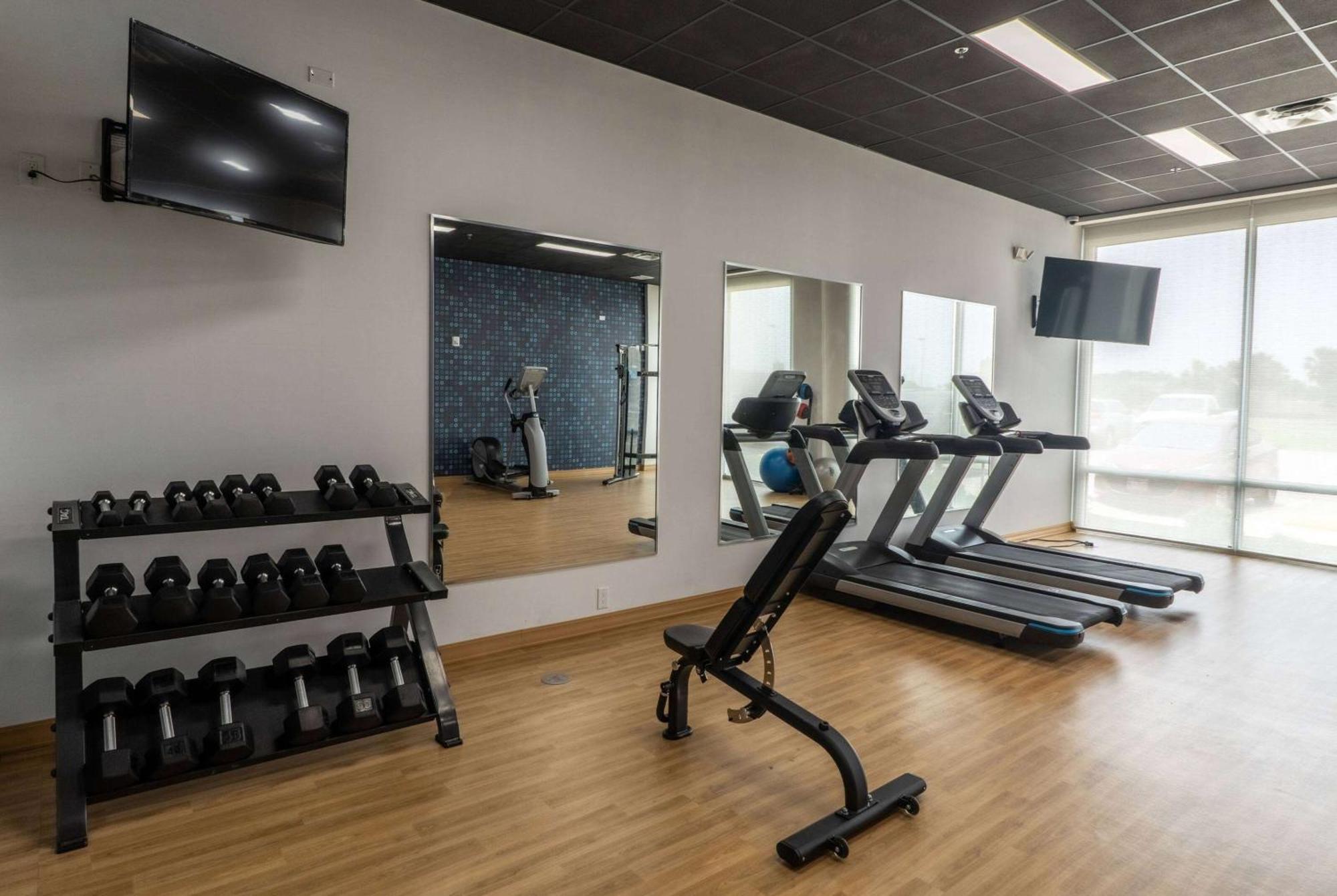 La Quinta Inn & Suites By Wyndham Corpus Christi Southeast Ngoại thất bức ảnh